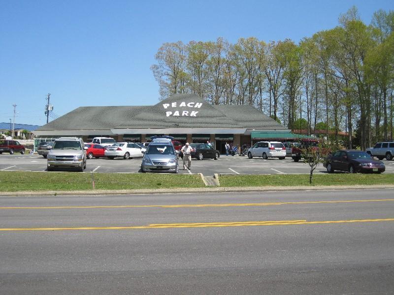Scottish Inn - Клантън Екстериор снимка