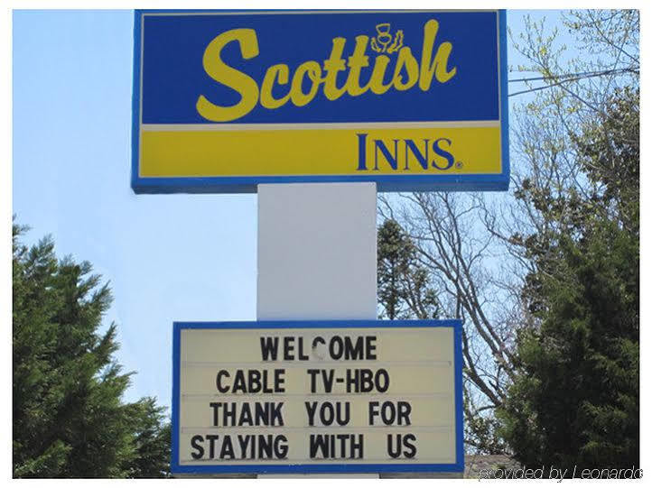 Scottish Inn - Клантън Екстериор снимка